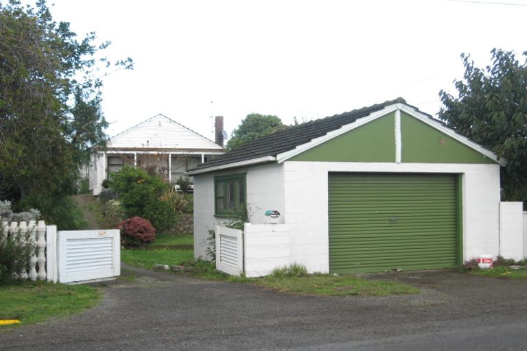 Photo of property in 10 Kowhai Grove, Raumati Beach, Paraparaumu, 5032