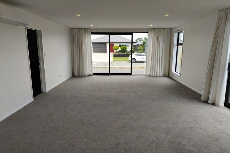 Photo of property in 38 Waituna Street, Pegasus, 7612