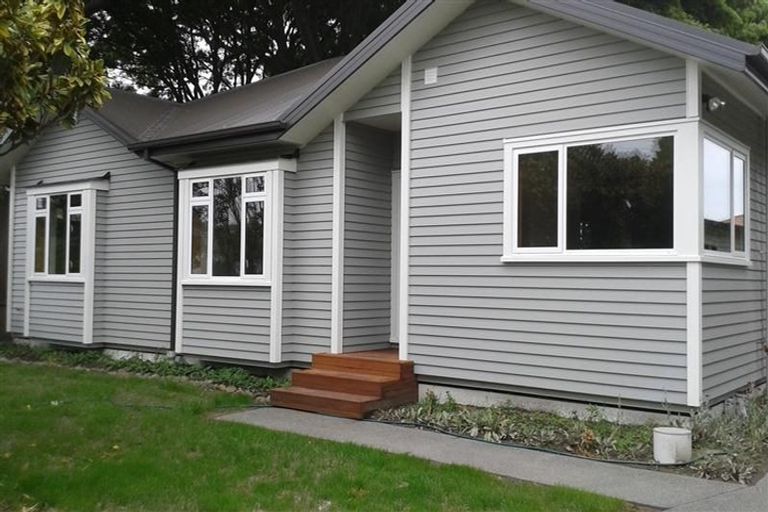 Photo of property in 69 Stapletons Road, Richmond, Christchurch, 8013