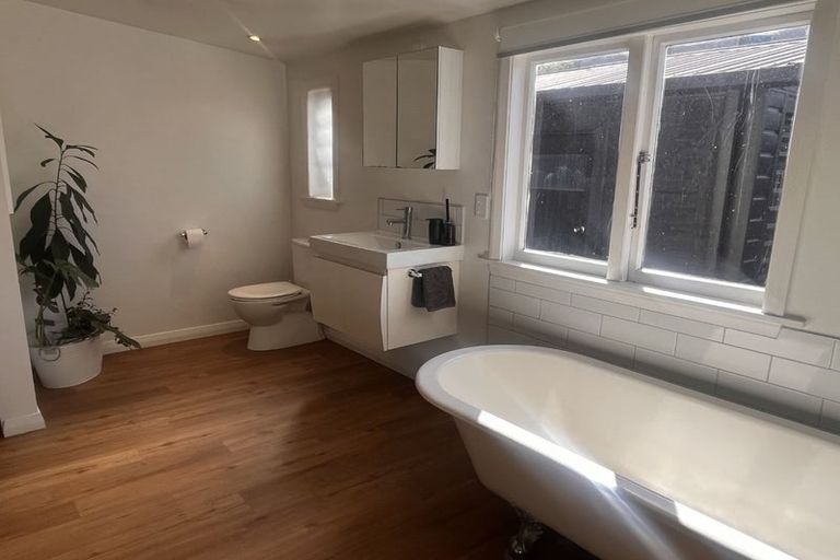 Photo of property in 16 Barrie Street, Addington, Christchurch, 8024