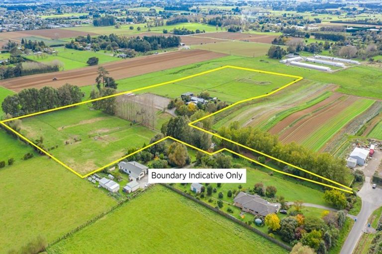 Photo of property in 73 Wakefield Road, Levin, 5571