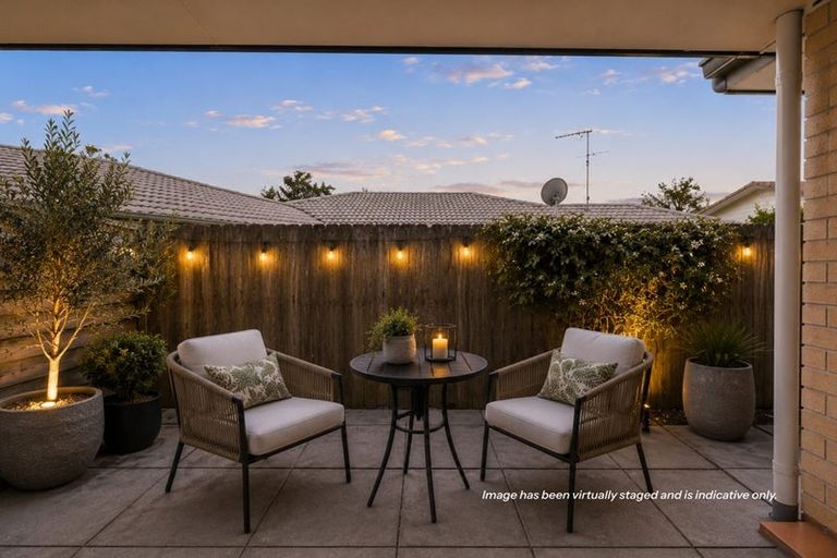 Photo of property in 57 Carisbrook Crescent, Papakura, 2110
