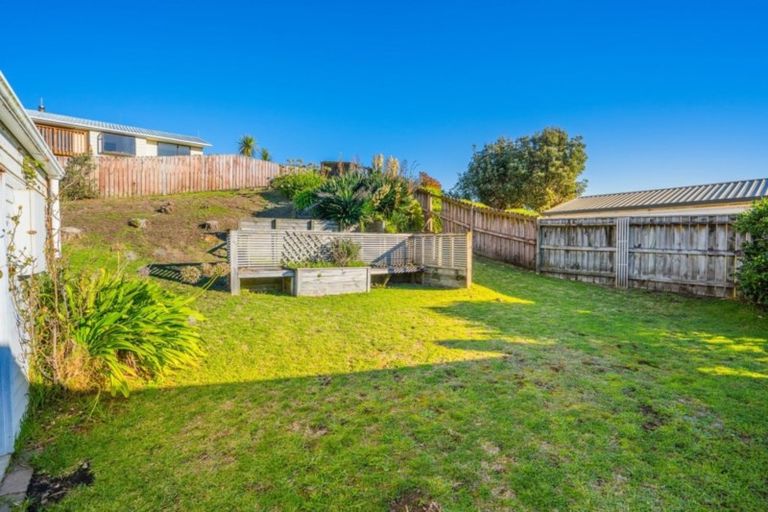 Photo of property in 20 Rutherford Drive, Waikanae Beach, Waikanae, 5036