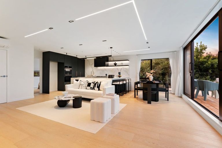 Photo of property in 47d Hastings Road, Mairangi Bay, Auckland, 0630