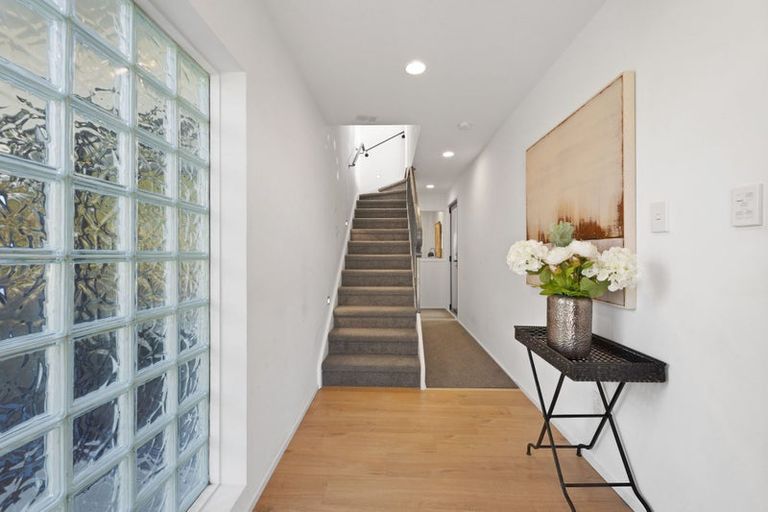 Photo of property in 39a Clovelly Road, Bucklands Beach, Auckland, 2012