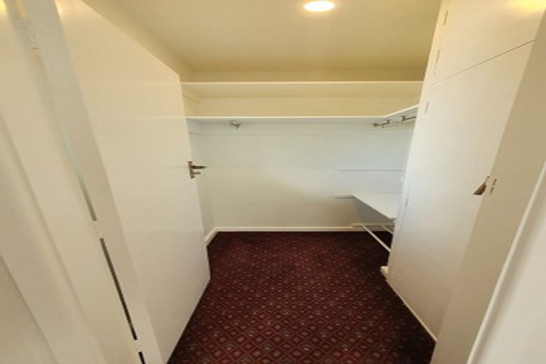 Photo of property in 7 Straven Road, Riccarton, Christchurch, 8011