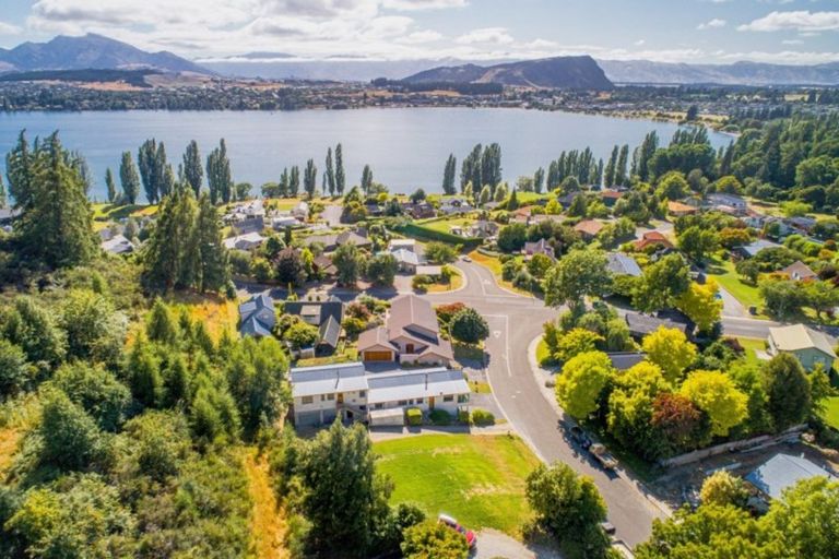 Photo of property in 6a Bills Way, Wanaka, 9305