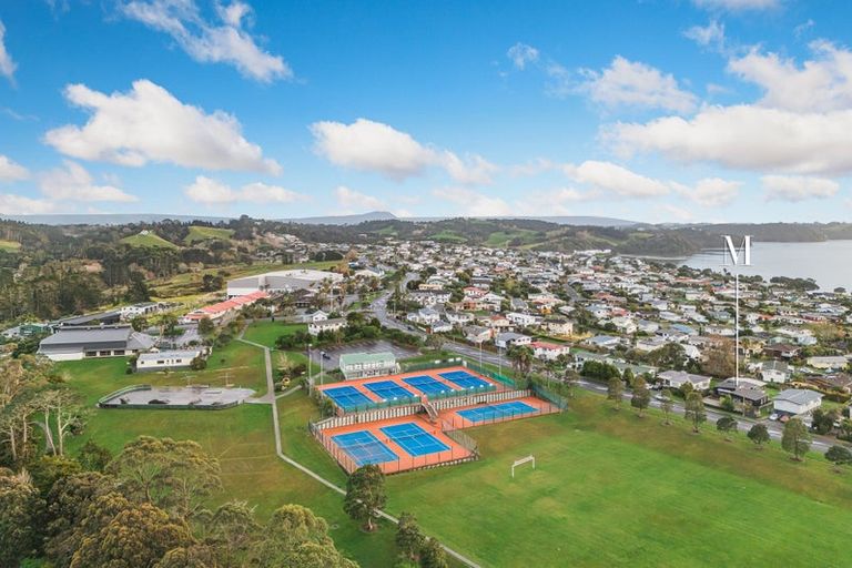 Photo of property in 307 Mahurangi East Road, Snells Beach, 0920