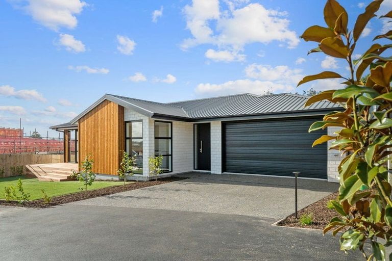 Photo of property in 4 Barnfields Close, Halswell, Christchurch, 8025