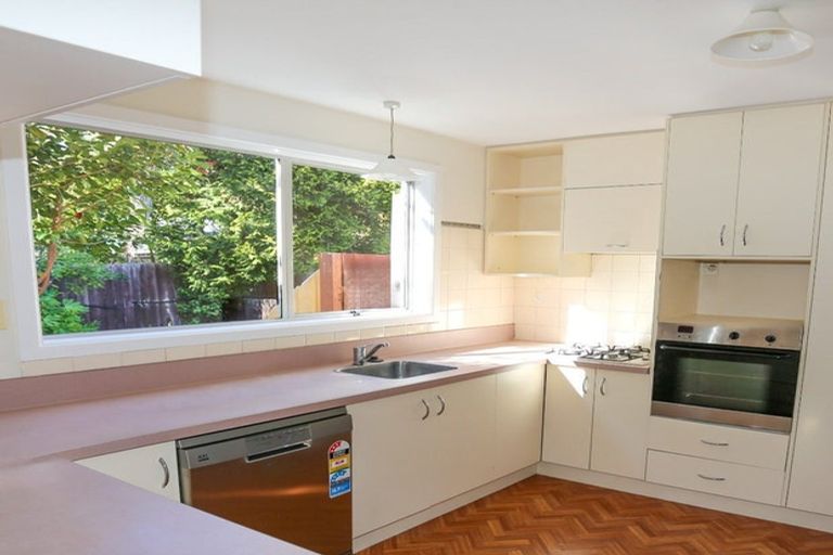 Photo of property in 1/21 Parkstone Avenue, Ilam, Christchurch, 8041