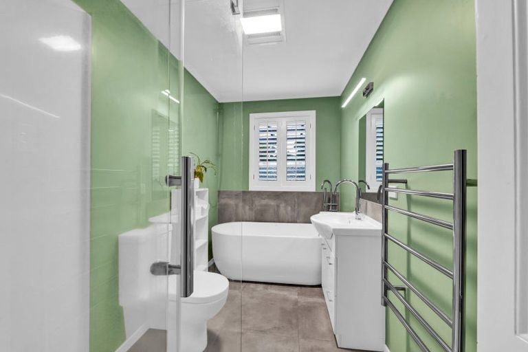 Photo of property in 37 Fantham Street, Hawera, 4610