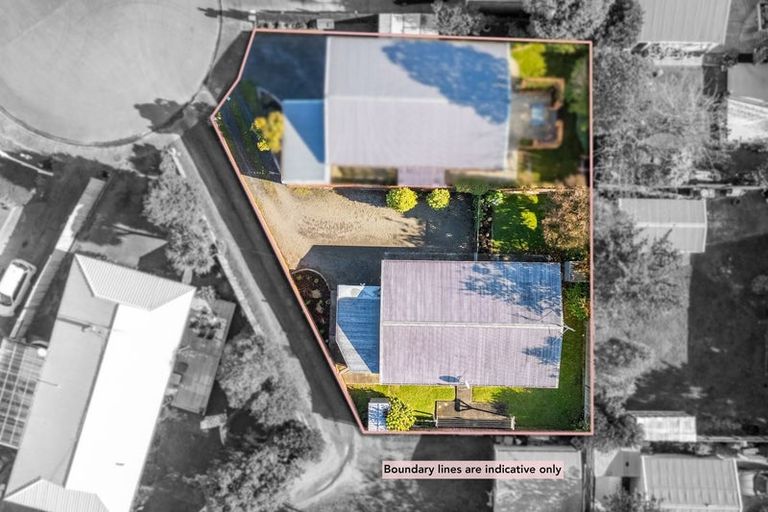 Photo of property in 7a Rodney Grove, Paraparaumu, 5032