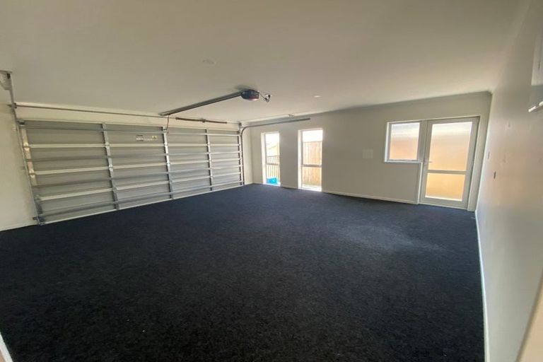 Photo of property in 28 Sabre Street, Papamoa Beach, Papamoa, 3118