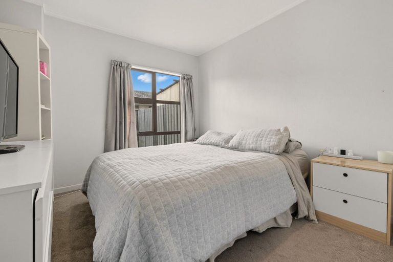 Photo of property in 2/569 Maunganui Road, Mount Maunganui, 3116