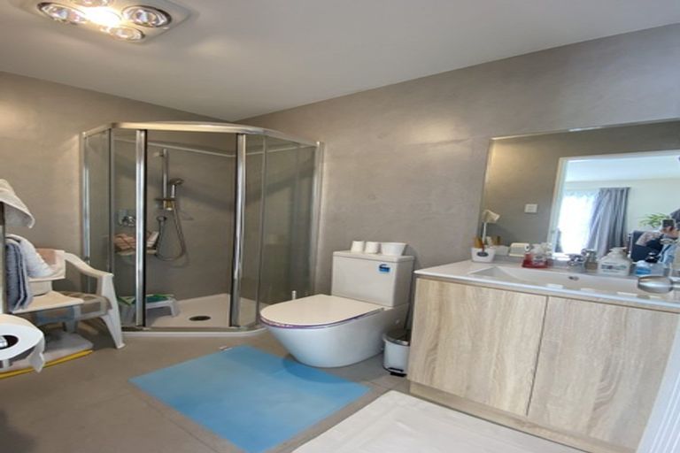 Photo of property in 75a Lynden Avenue, Hillcrest, Auckland, 0627