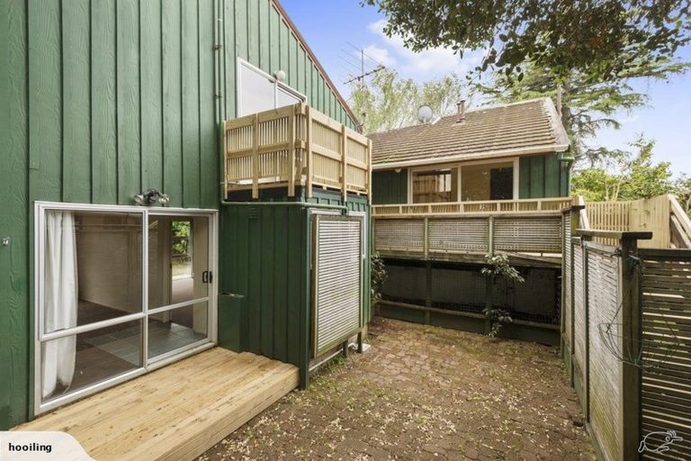 Photo of property in 6 Gloaming Place, Conifer Grove, Takanini, 2112