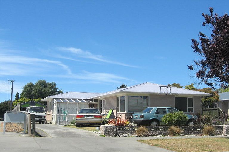 Photo of property in 58 Baynes Street, Burwood, Christchurch, 8083