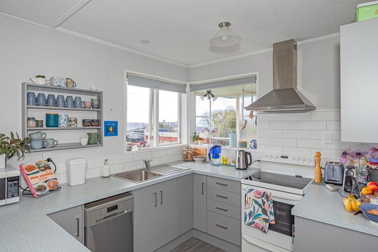Photo of property in 6a Rother Street, Oamaru, 9400