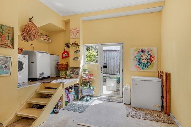 Photo of property in 22c Hunter Street, Hamilton Lake, Hamilton, 3204