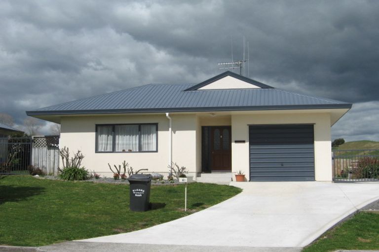 Photo of property in 43 Pelorus Street, Welcome Bay, Tauranga, 3112