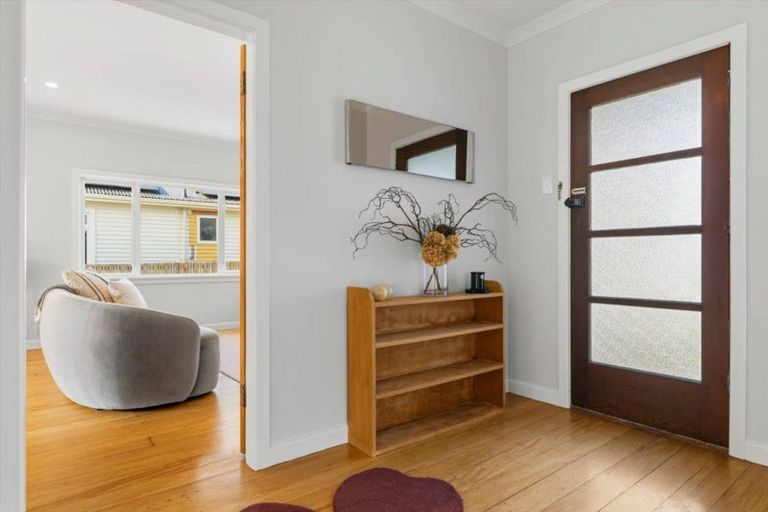 Photo of property in 11 Puriri Avenue, Te Puke, 3119