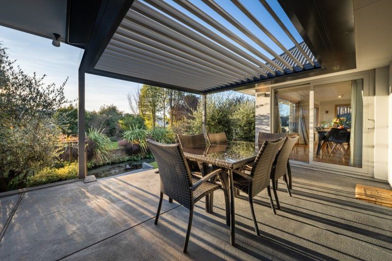 Photo of property in 12 Sycamore Place, Wanaka, 9305