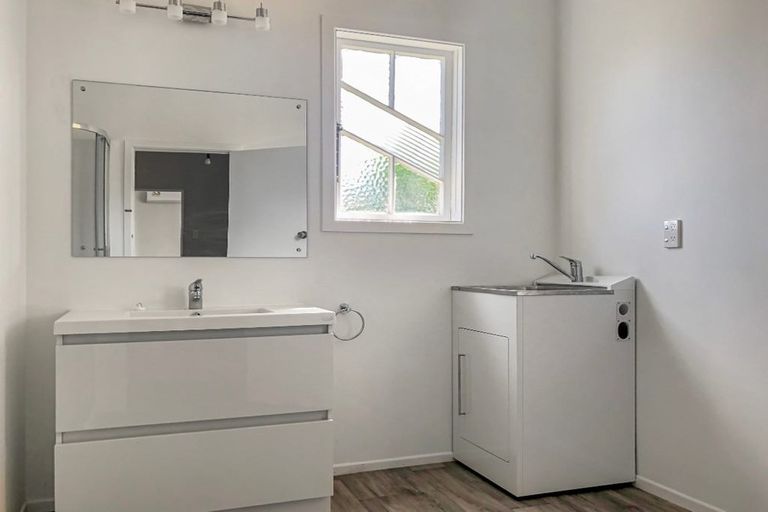 Photo of property in 19 Ruapehu Street, Castlecliff, Wanganui, 4501