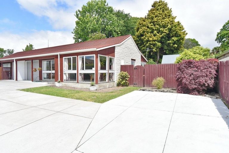 Photo of property in 1/5 Hythe Lane, Saint Martins, Christchurch, 8022