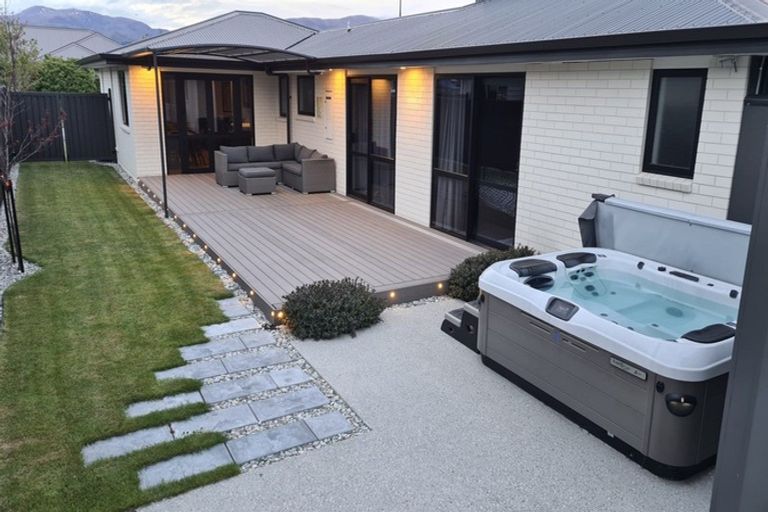 Photo of property in 24 Risinghurst Terrace, Lower Shotover, Queenstown, 9304