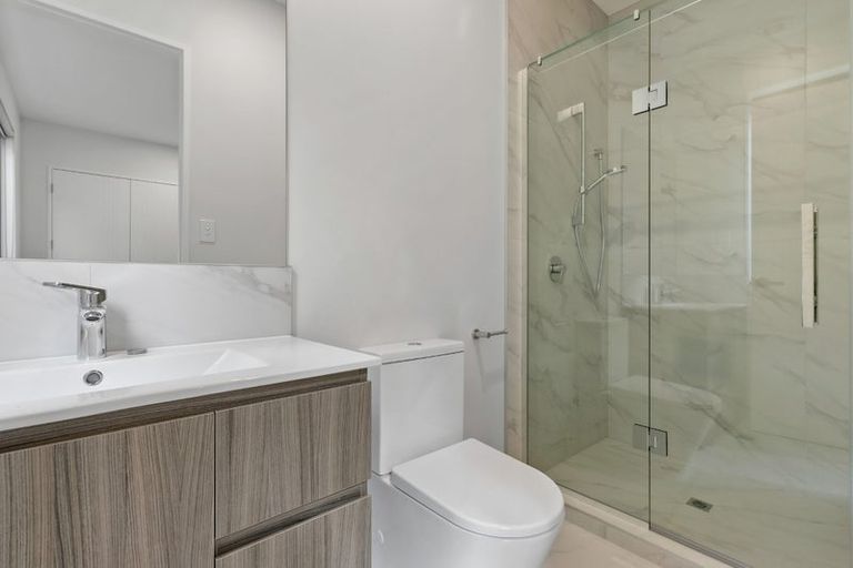 Photo of property in 1c Jelicich Court, Henderson, Auckland, 0612