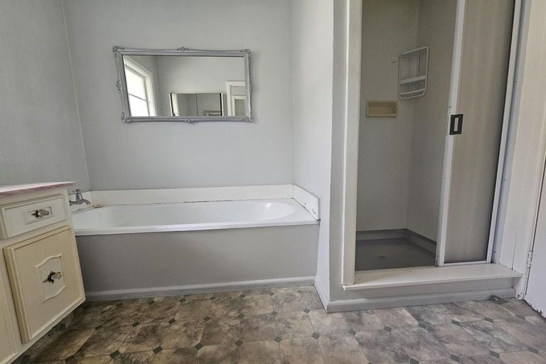 Photo of property in 327 Hoon Hay Road, Hoon Hay, Christchurch, 8025