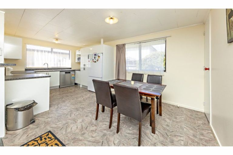 Photo of property in 3/35 Waterview Road West, Takanini, 2112