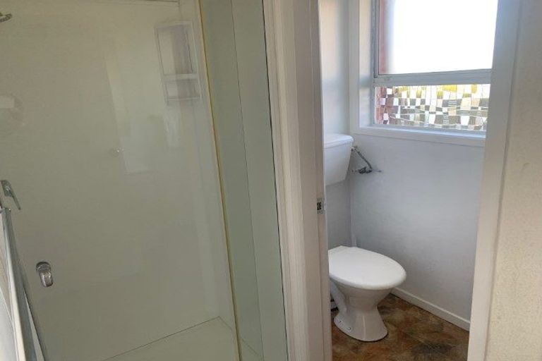 Photo of property in 8a Newnham Terrace, Upper Riccarton, Christchurch, 8041