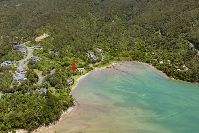 Photo of property in 61 Hope Drive, Okiwi Bay, 7193