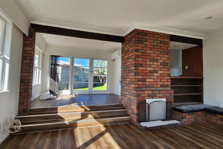 Photo of property in 11 Holden Place, Manukau, Auckland, 2025