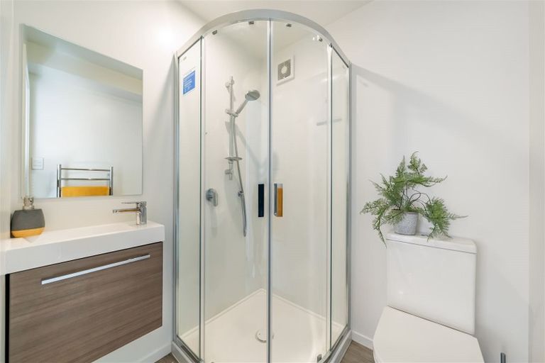 Photo of property in 1 Riverlea Way, Totara Park, Upper Hutt, 5018