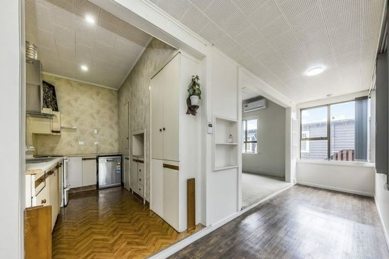 Photo of property in 8 Rosella Road, Mangere East, Auckland, 2024