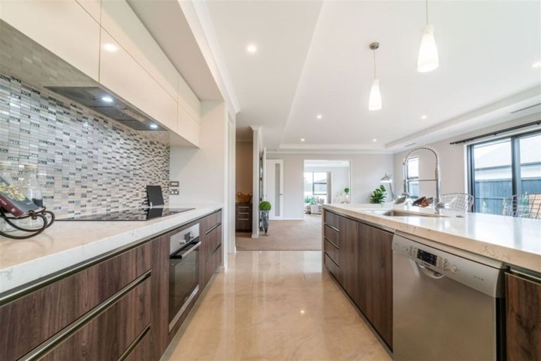 Photo of property in 12 Bronco Drive, Aidanfield, Christchurch, 8025