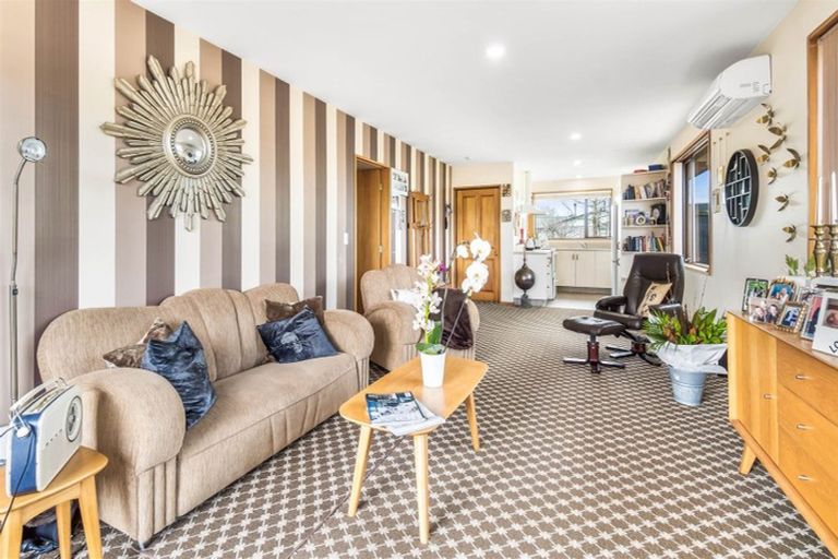 Photo of property in 39 Tyrone Street, Belfast, Christchurch, 8051