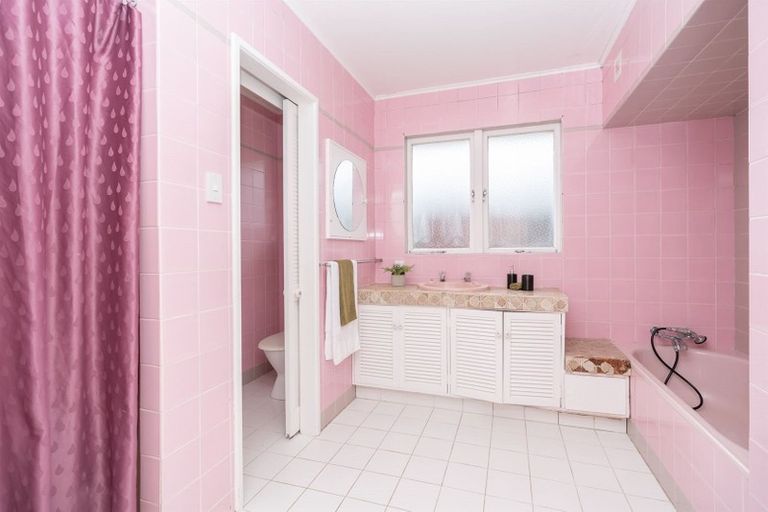 Photo of property in 16 Clements Crescent, Queenwood, Hamilton, 3210