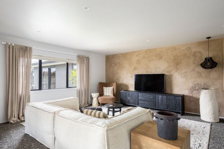 Photo of property in 3 Customhouse Street, Bell Block, New Plymouth, 4312