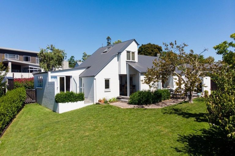 Photo of property in 27 Greenwood Road, Havelock North, 4130