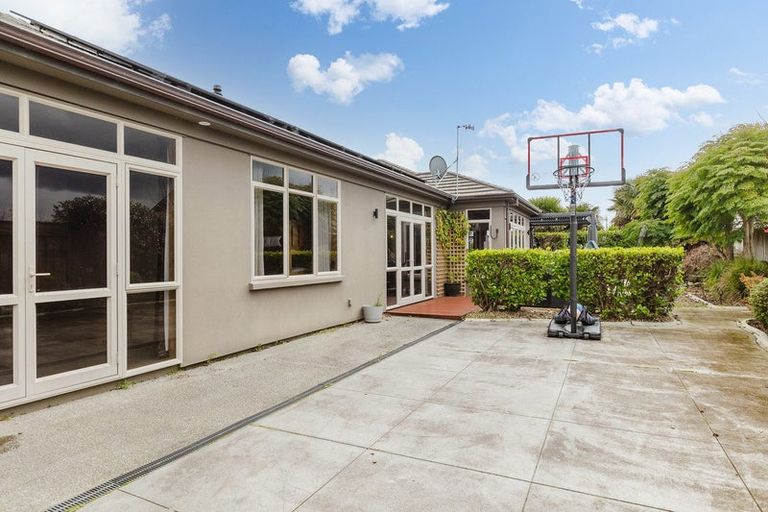 Photo of property in 15 Bouvardia Avenue, Milson, Palmerston North, 4414