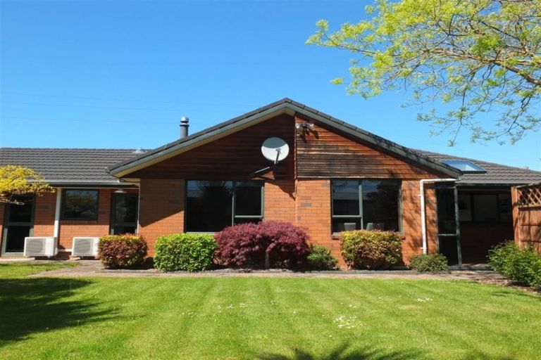 Photo of property in 60 Temple Crescent, Gleniti, Timaru, 7910