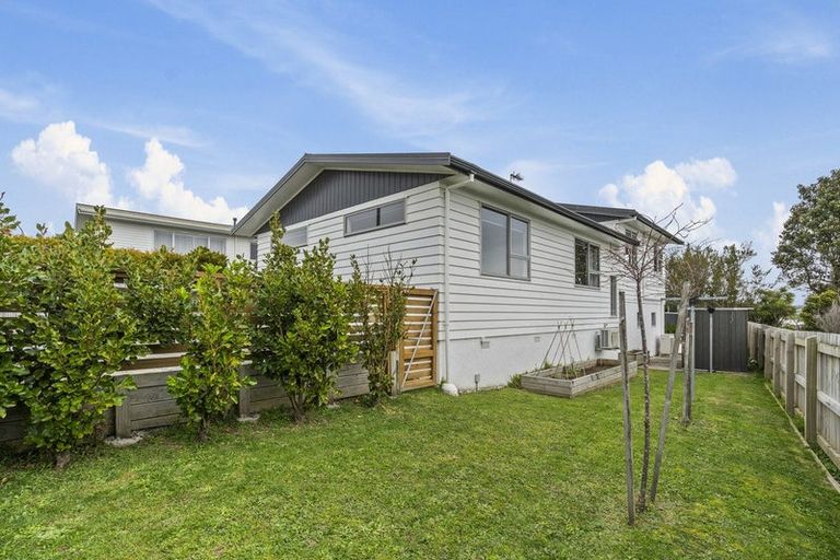 Photo of property in 445 Warspite Avenue, Ascot Park, Porirua, 5024