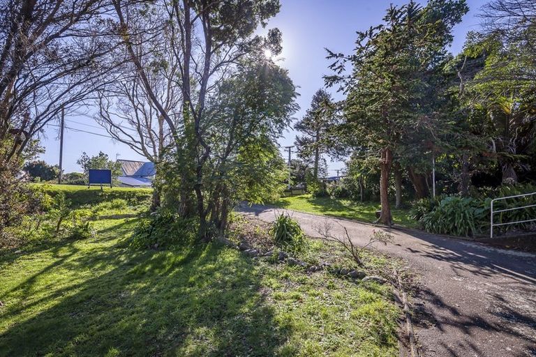 Photo of property in 6 Falla Street, Paraparaumu Beach, Paraparaumu, 5032
