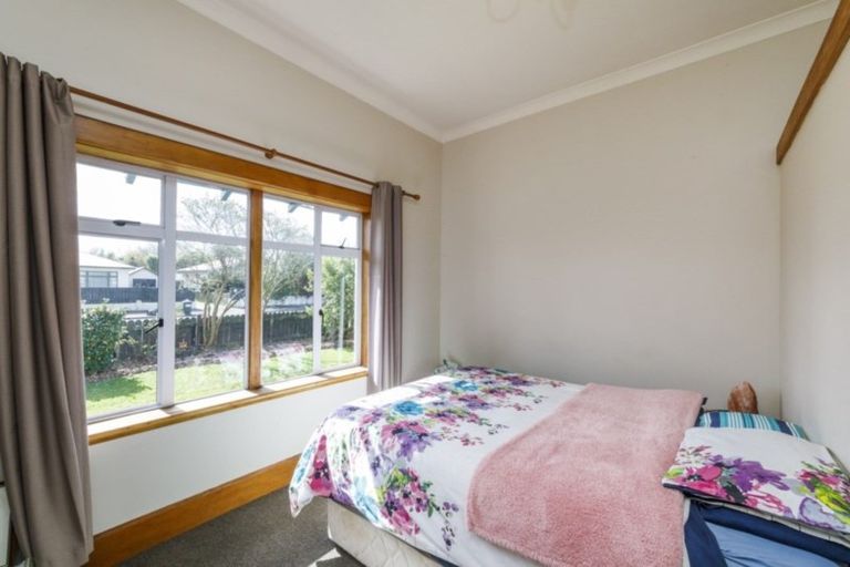 Photo of property in 1 Ngaio Street, West End, Palmerston North, 4412