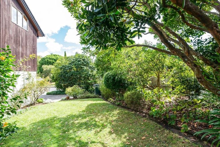 Photo of property in 5 Pyatt Crescent, Saint Johns, Auckland, 1072