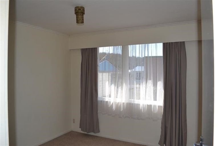Photo of property in 21 Percy Cameron Street, Avalon, Lower Hutt, 5011