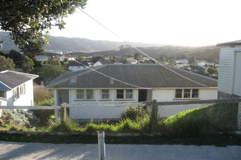 Photo of property in 34 Hereford Street, Cannons Creek, Porirua, 5024